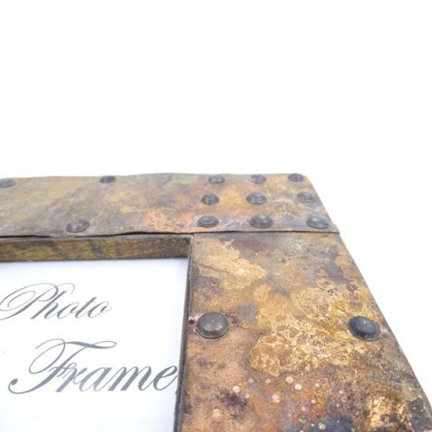 Drewniana ramka na zdjęcia pokryta blachą - A-1106 - format zdjęcia 10x10cm