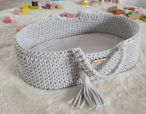 Kosz Mojżesza BOHO bawełniany nosidełko dla lalek z drewnianą kołyską - jasny szary