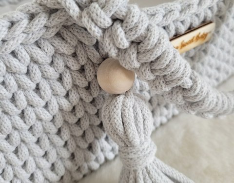 Kosz Mojżesza BOHO bawełniany nosidełko dla lalek z drewnianą kołyską - jasny szary