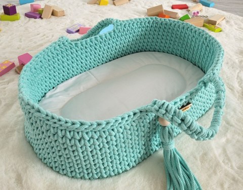 Kosz Mojżesza BOHO bawełniany nosidełko dla lalek z drewnianą kołyską - miętowy