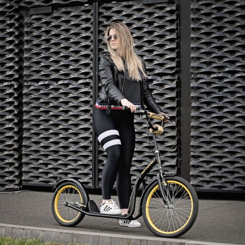WH200 BLACK/GOLD 20/16'' HULAJNOGA Z POMP. KOŁAMI NILS EXTREME NILS EXTREME WH200 BLACK/GOLD 20/16'' HULAJNOGA Z POMP. KOŁAMI NILS EXTREME NILS EXTREME