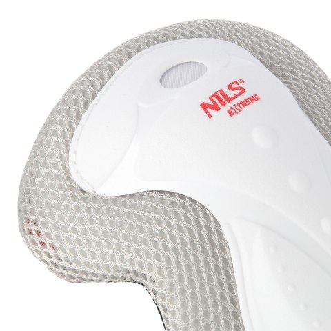 H8334 BIAŁE ROZM. M ZESTAW OCHRANIACZY NILS EXTREME NILS EXTREME H8334 BIAŁE ROZM. M ZESTAW OCHRANIACZY NILS EXTREME NILS EXTREME