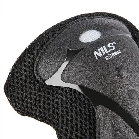 H8334 CZARNE ROZM. M ZESTAW OCHRANIACZY NILS EXTREME NILS EXTREME H8334 CZARNE ROZM. M ZESTAW OCHRANIACZY NILS EXTREME NILS EXTREME