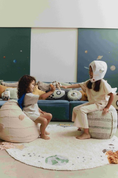 Pufa Neptun "Mom, I want to be an astronaut" Lorena Canals Pufa Neptun "Mom, I want to be an astronaut" Lorena Canals