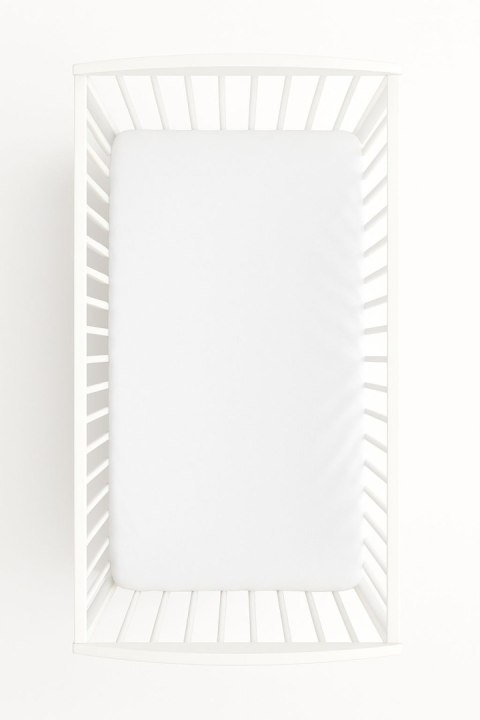 Prześcieradło bawełniane z gumką do łóżeczka 120x60 cm - białe Prześcieradło bawełniane z gumką do łóżeczka 120x60 cm - białe