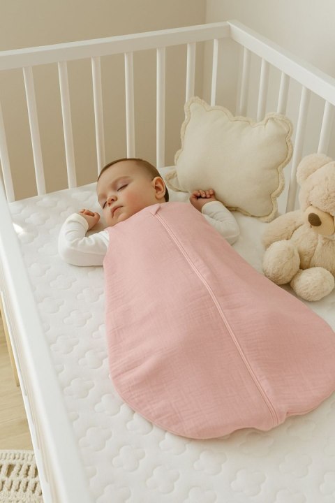 Muślinowy śpiworek dla dzieci zaokrąglony M 6-12 mcy letni TOG 1.0 - pastel pink Muślinowy śpiworek dla dzieci zaokrąglony M 6-12 mcy letni TOG 1.0 - pastel pink