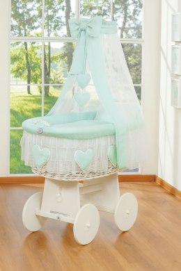 Wiklinowy kosz Mojżesza z baldachimem Amelia - biały + miętowa pościel