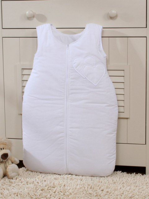 Śpiworek dla dzieci bawełniany M 6-12 mcy TOG 2.5 całoroczny ocieplany serduszka białe