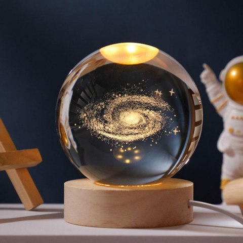 Szklana Kula 3D Droga Mleczna - Lampka Nocna LED USB - Gadżet na Biurko
 - KDM