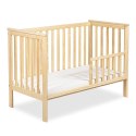 KLUPŚ Łóżeczko z barierką IWON sosna 120x60